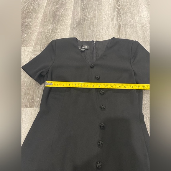 Vintage black dress with buttons size 6 - Picture 5 of 10